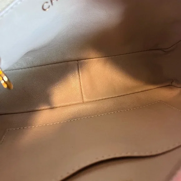 SOLD Small Vintage CHANEL Pink Lambskin Camera Bag - Picture 12 of 13